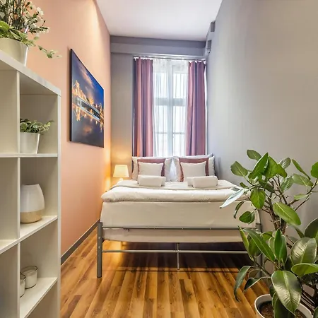 Krasnal Market Square Hostel Wroclaw