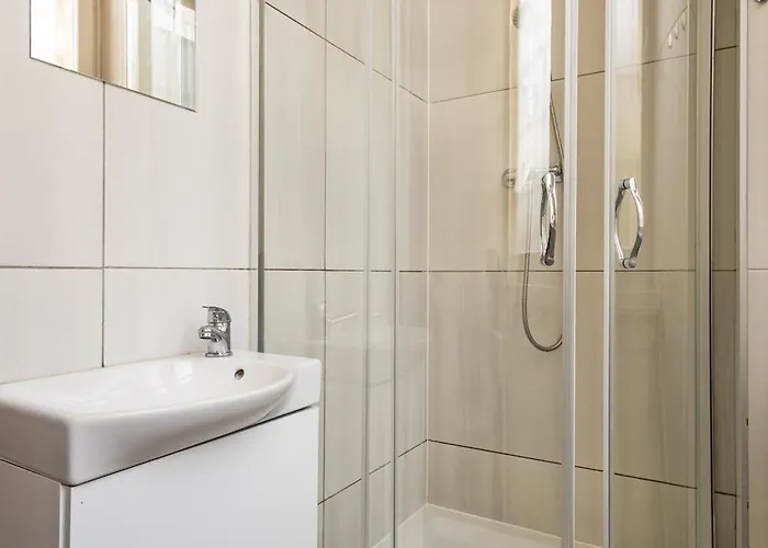 بيت شباب Krasnal Market Square