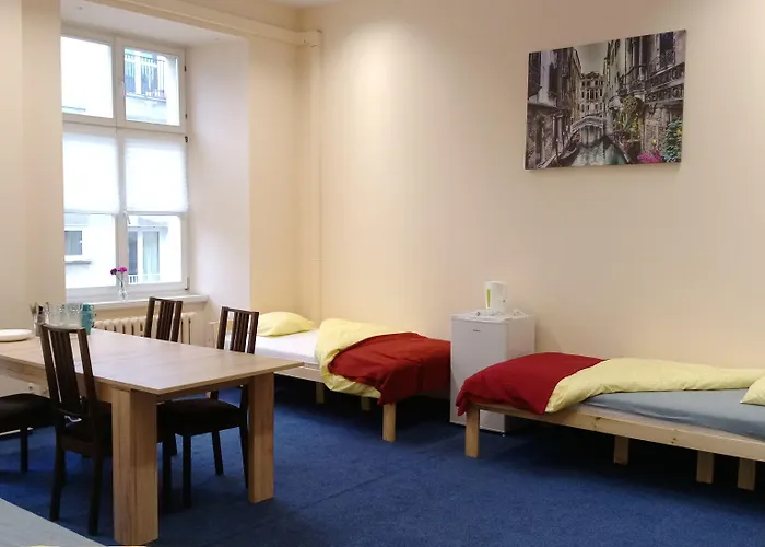 Krasnal Market Square * فروتسواف