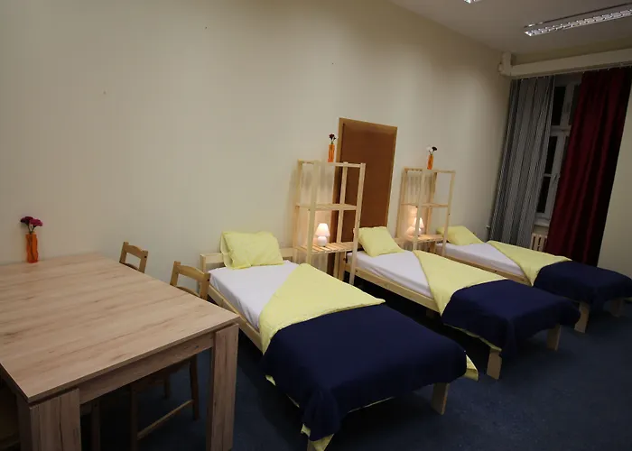 بيت شباب Krasnal Market Square