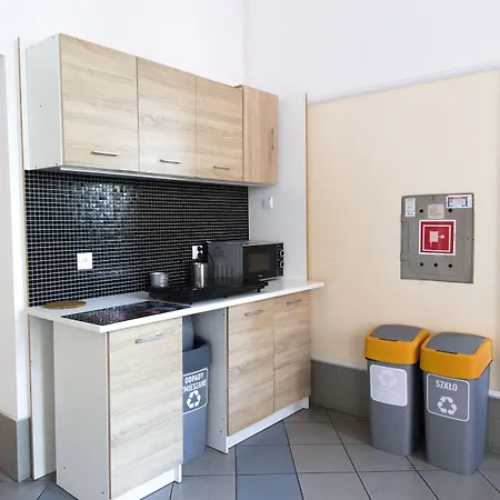 Krasnal Market Square Hostel *